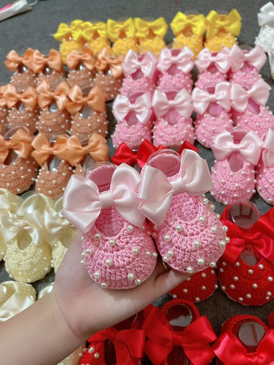 Giày đan sợi thủ công cho bé