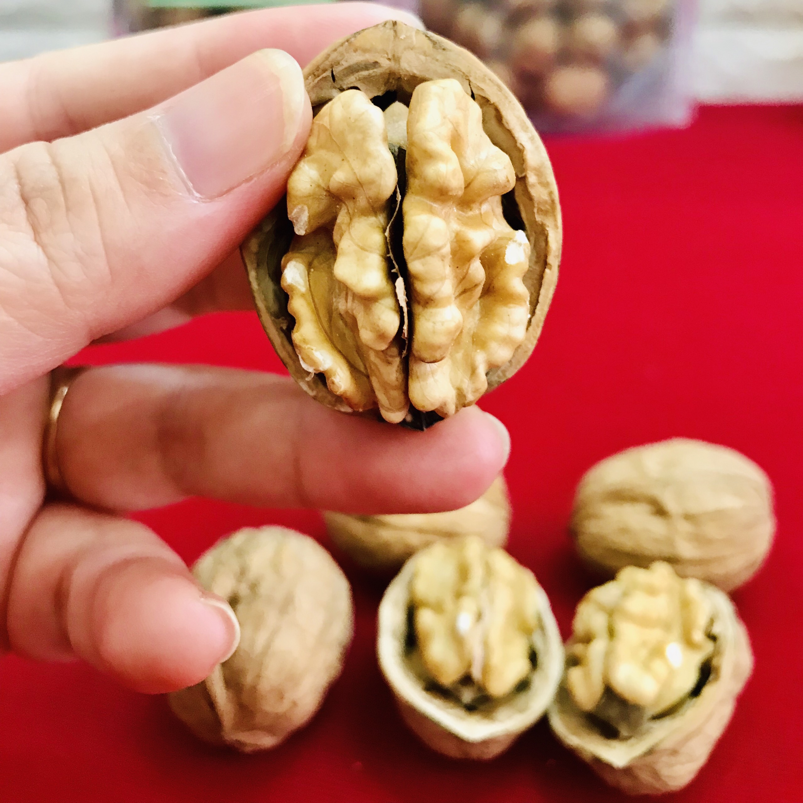 Quả óc chó Chile Smile Nuts - Happy Life 4U