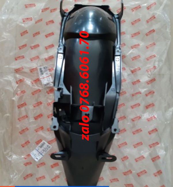 Dè biển số ( chắn bùn sau ) ex 135 chính hãng YAMAHA