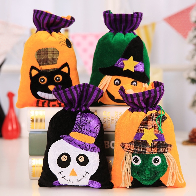 Trang trí halloween nhiều mẫu mới