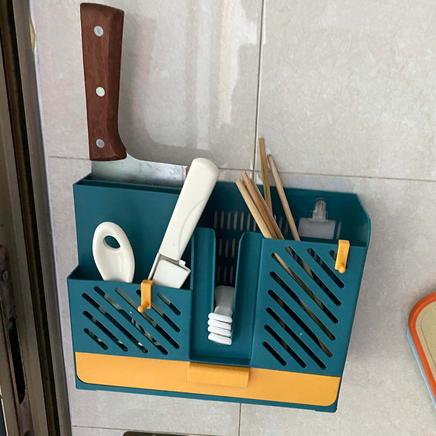 Wall-Mounted Chopsticks and Spoon Box with Lid and 3 Hooks Drainage Tray  Anti-Dirt Ecoco Super Adhesive Stickers