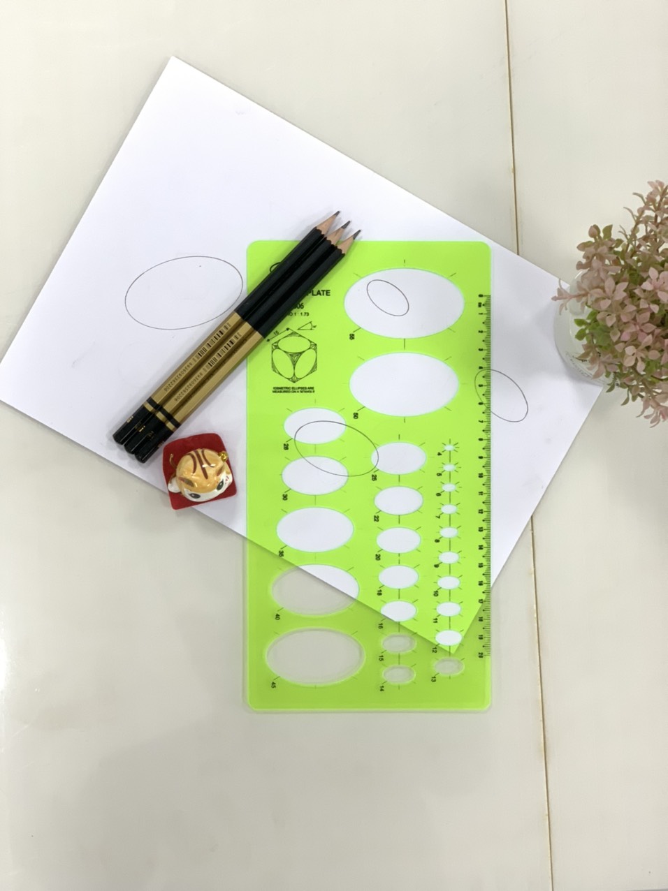 Thước Elip, Thước Vẽ Kỹ Thuật WinQ E-606