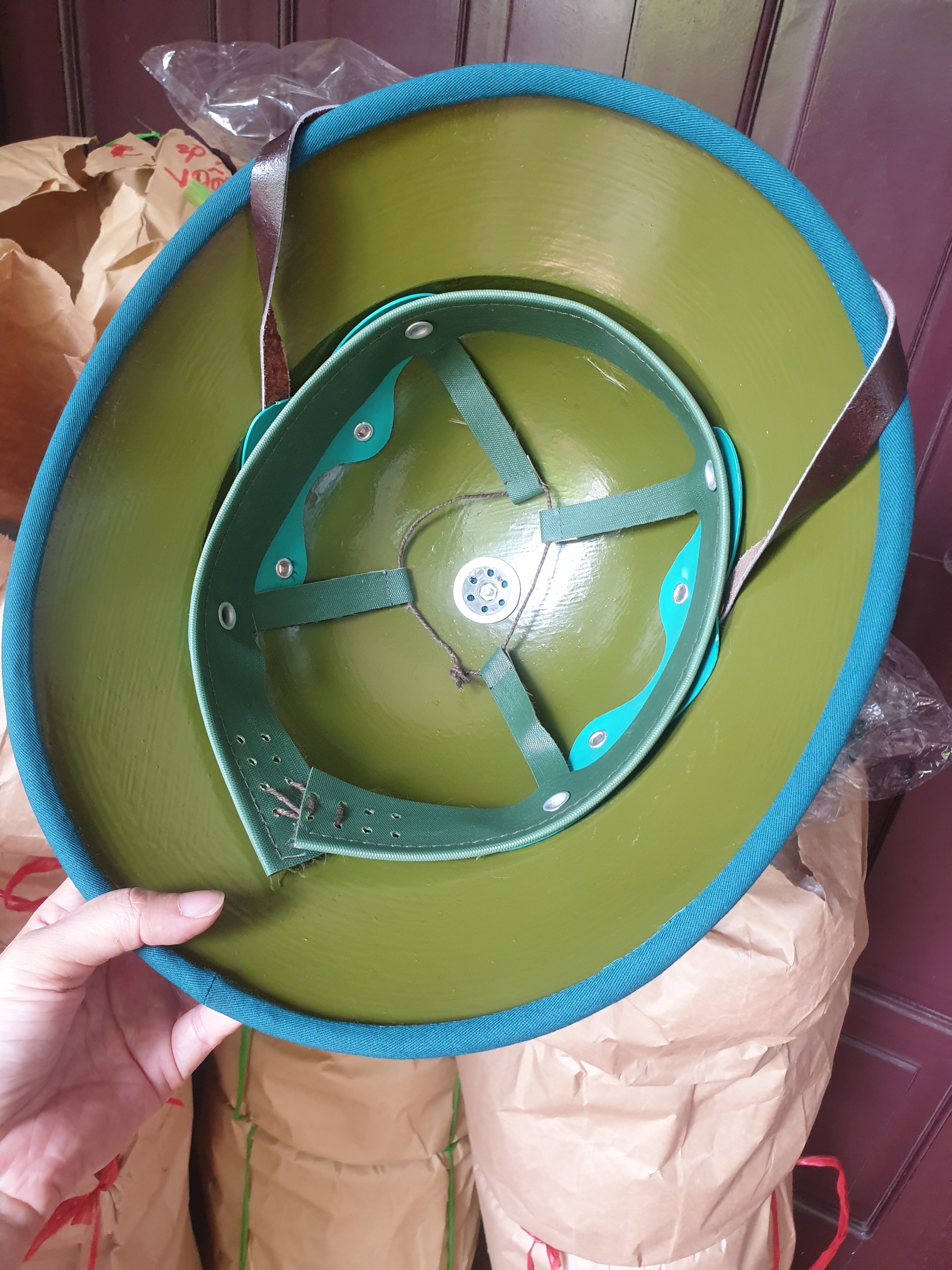 Mũ cối, nón cối chất đẹp bền - kèm sao