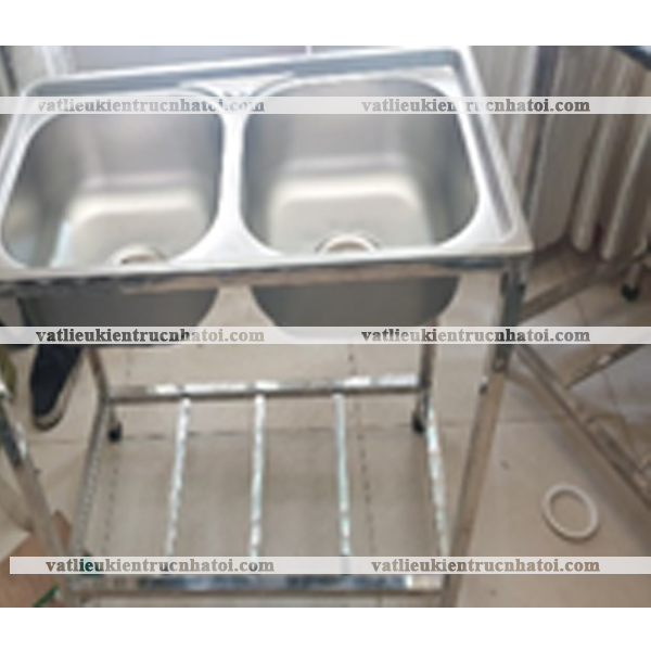 [HCM]Bồn rửa bát 2 hộc có chân CRC2H7843N