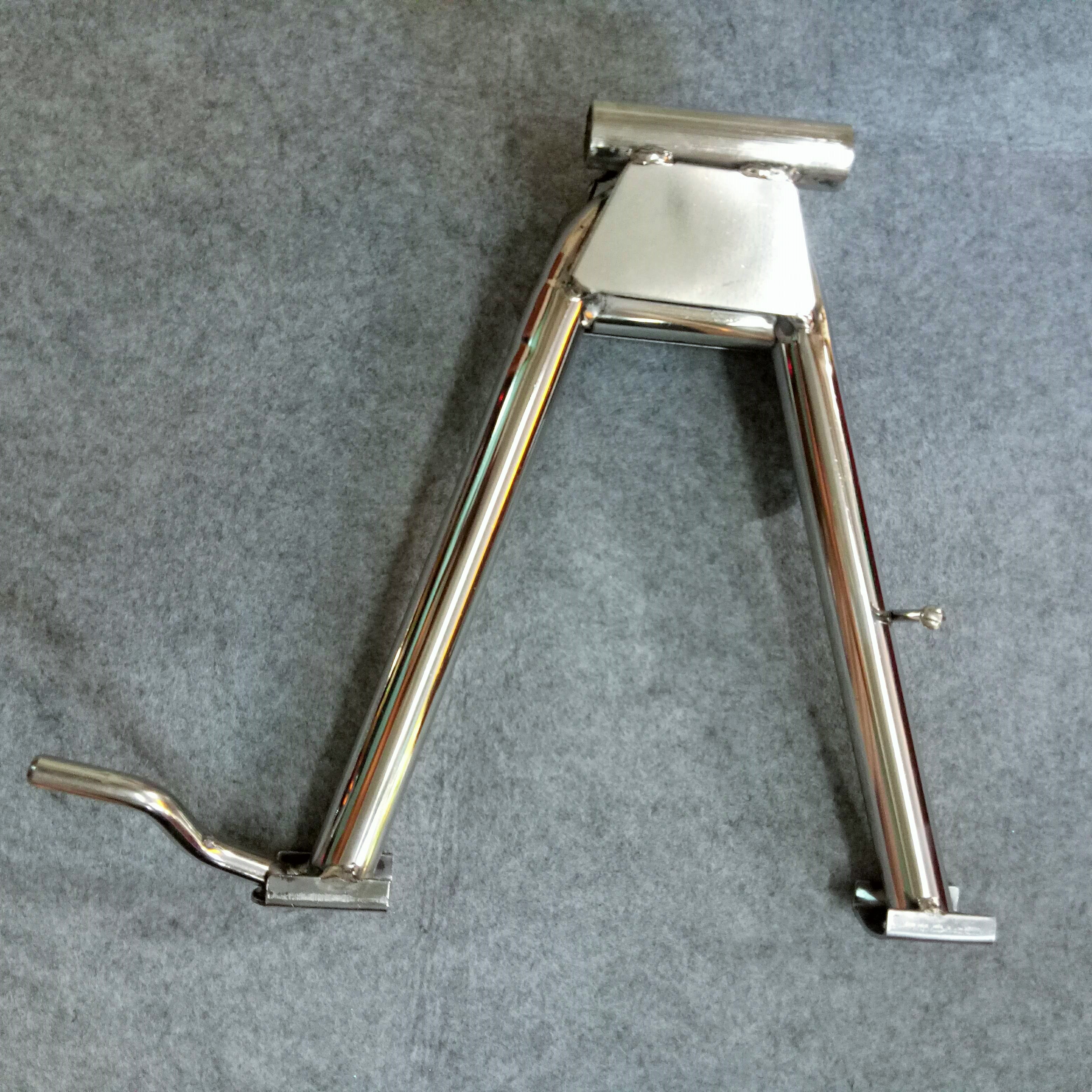 Chống đứng inox xe honda 67 sáng bóng , chắc chắn và bền vững
