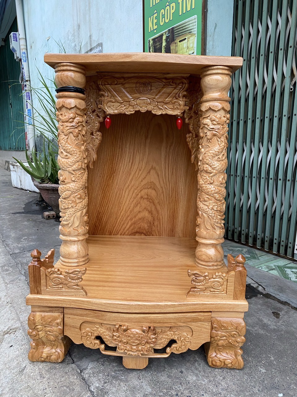 Bàn thờ thần tài ông địa gỗ gõ , bàn thờ gỗ cao cấp ngang 50 cm