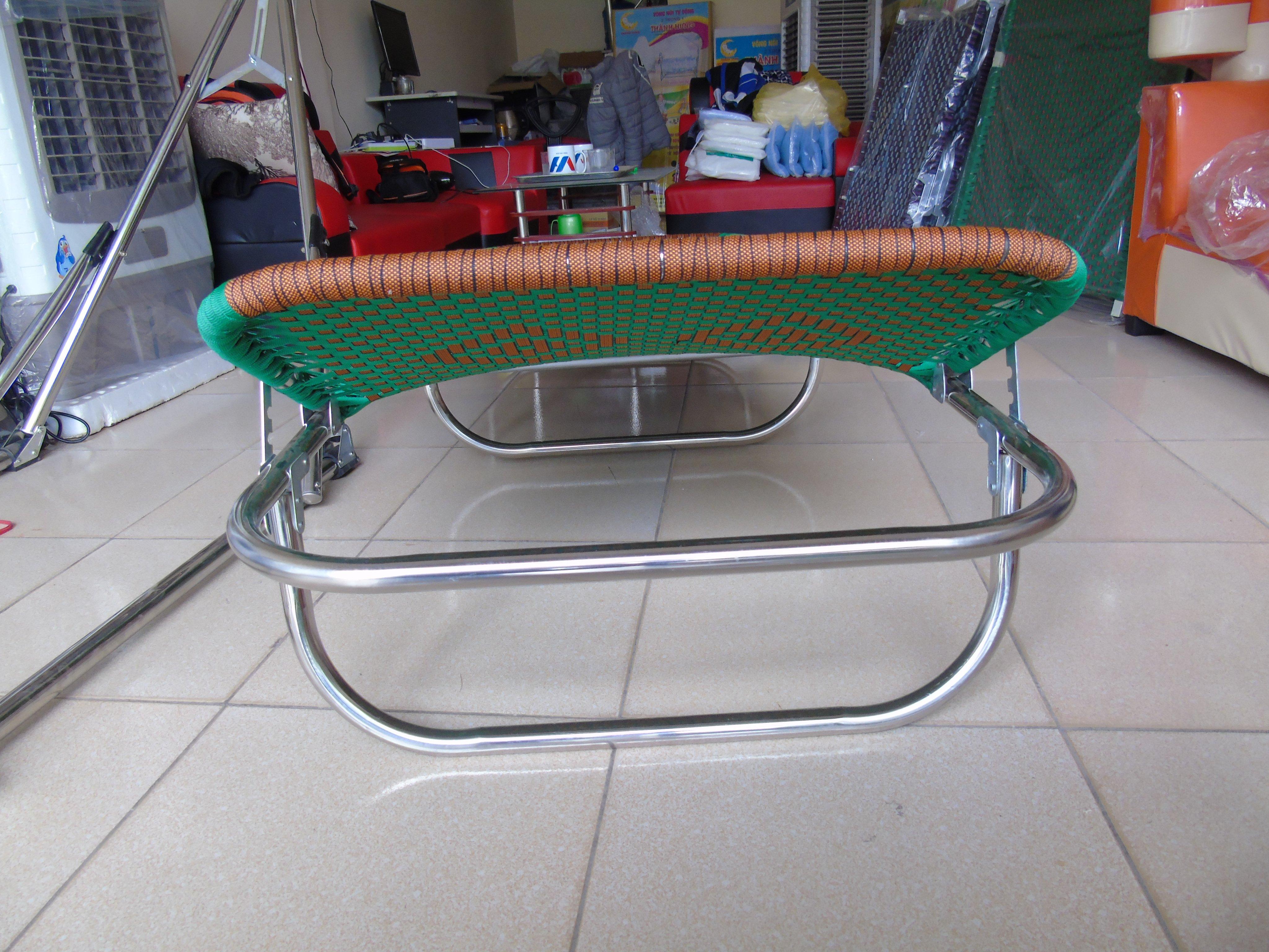 Giường gấp khung inox đẹp (giao màu ngẫu nhiên)