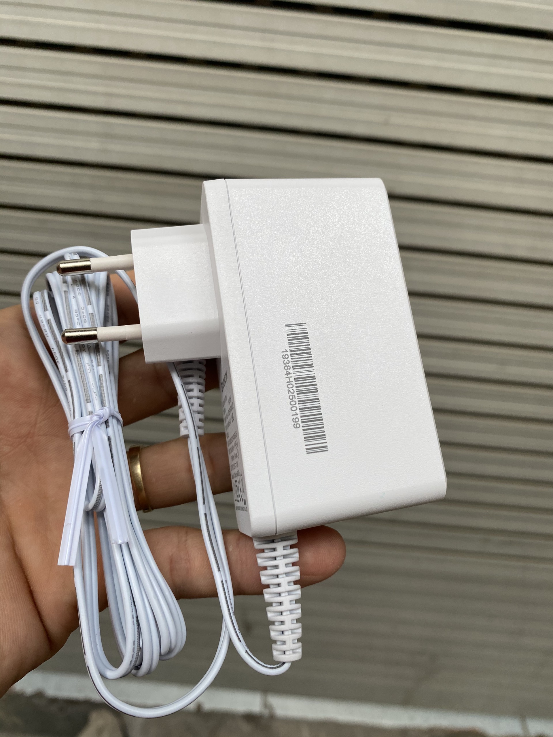 Adapter nguồn 12V 2.5A loại cao cấp