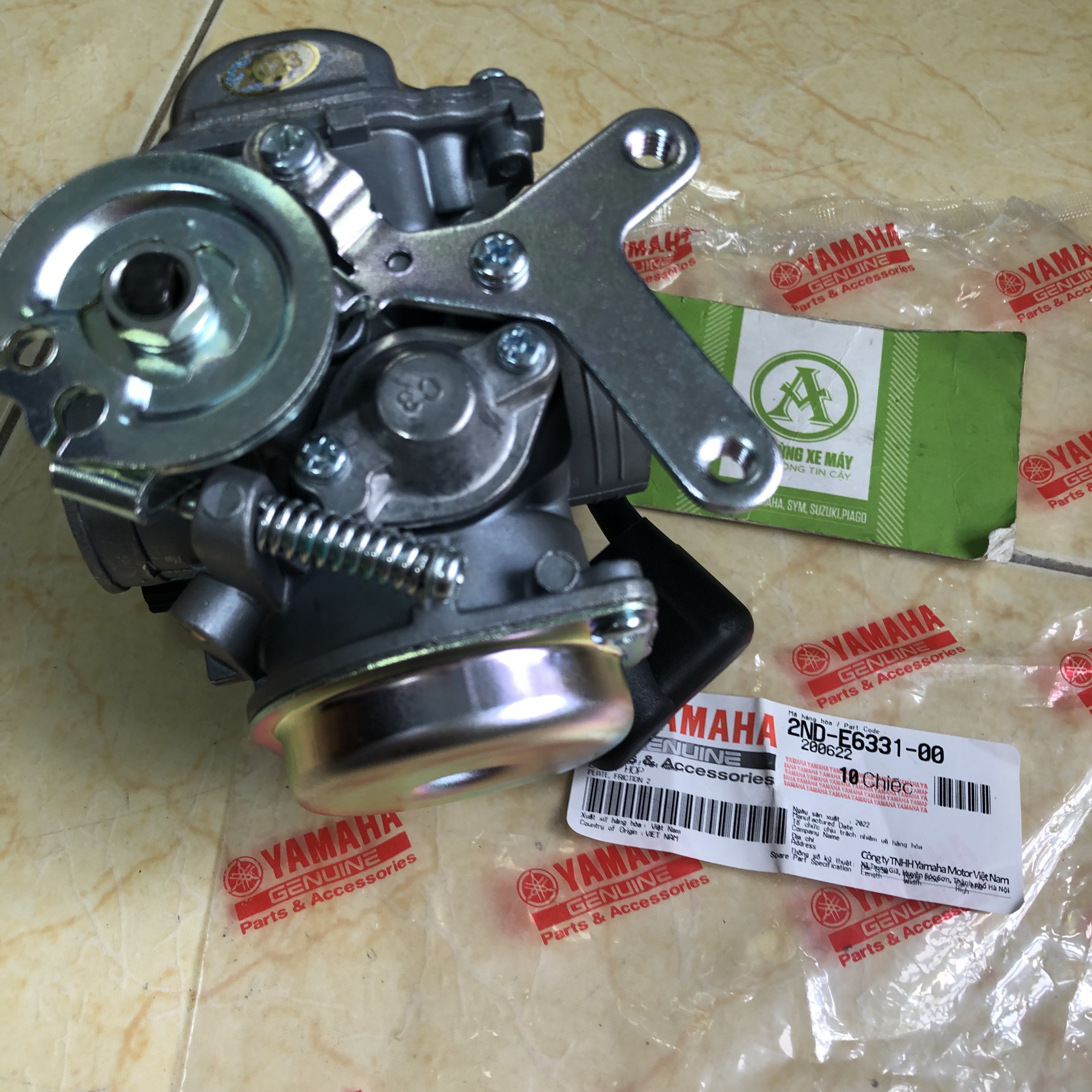 Bình xăng con xe tay ga Yamaha Luvias loại 1