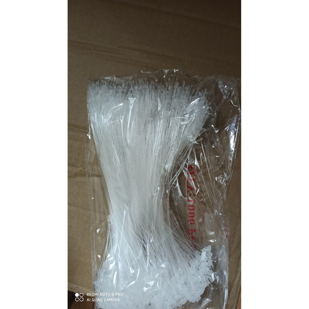 DÂY MÁC NHỰA XÂU