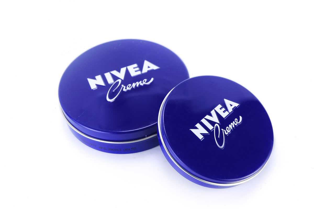 [Giá hủy diệt] Kem chống nẻ Nivea Creme Đức 60ml (hộp sắt xanh dẹt)