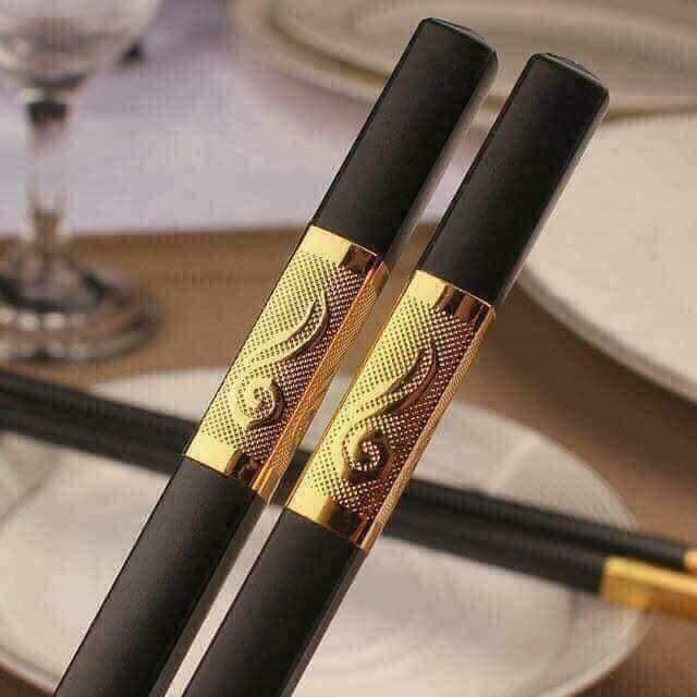 Combo 30 đôi Đũa Hợp Kim Mạ Vàng Hàn Quốc Cao Cấp