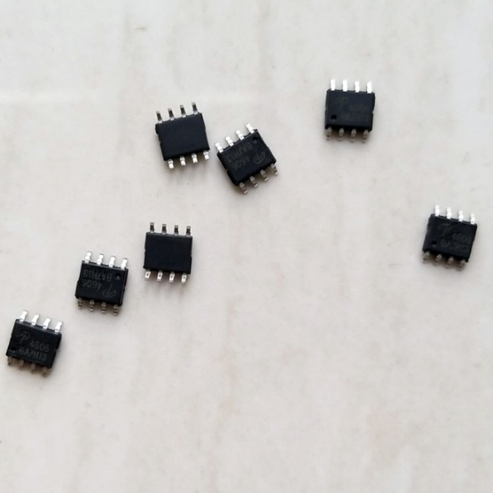 IC 4606  bộ 10 con