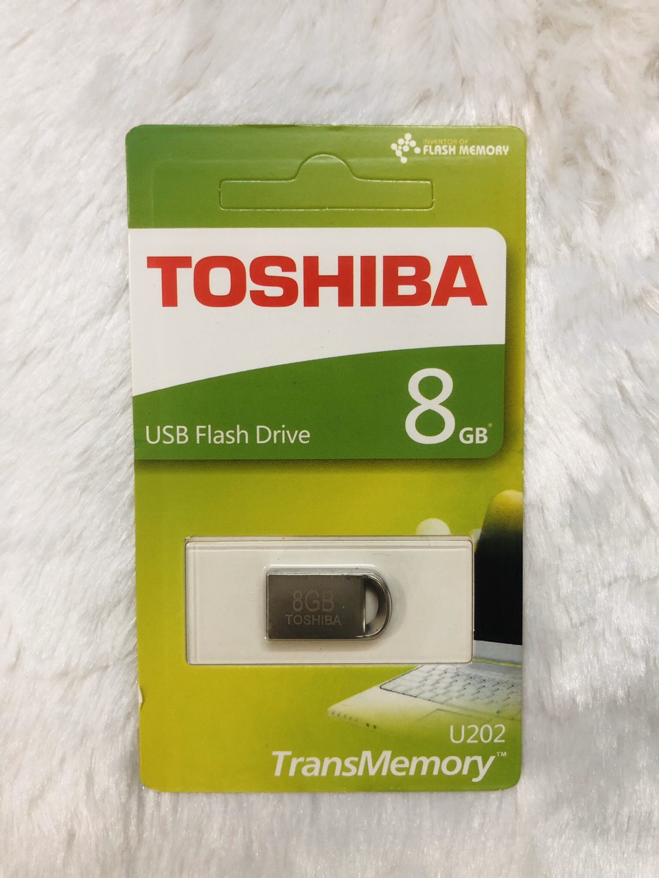 USB TOSHIBA U202 - 8G CHỐNG NƯỚC - SP000384