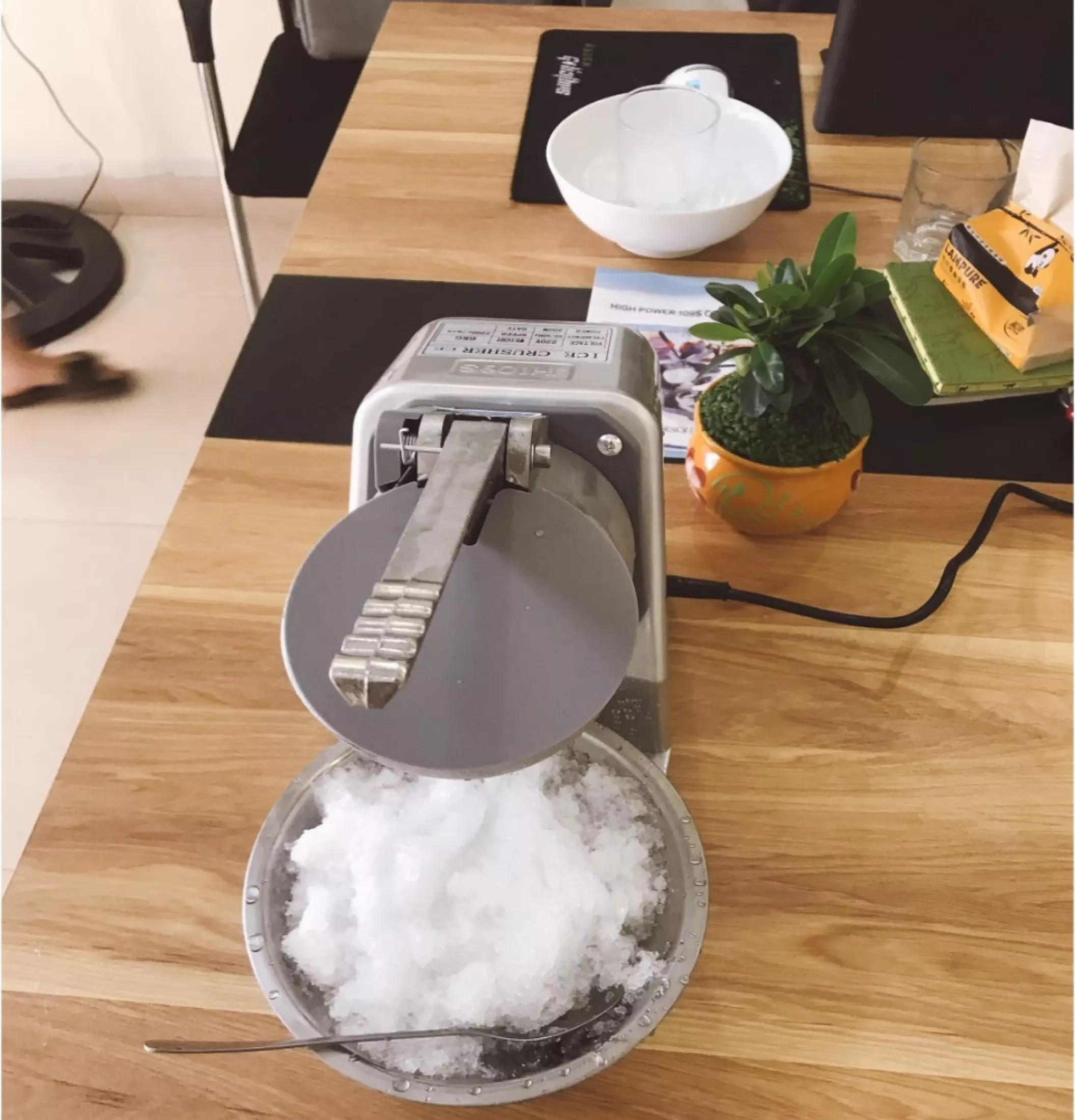 High Quality 2-Blade Snow Ice Crusher