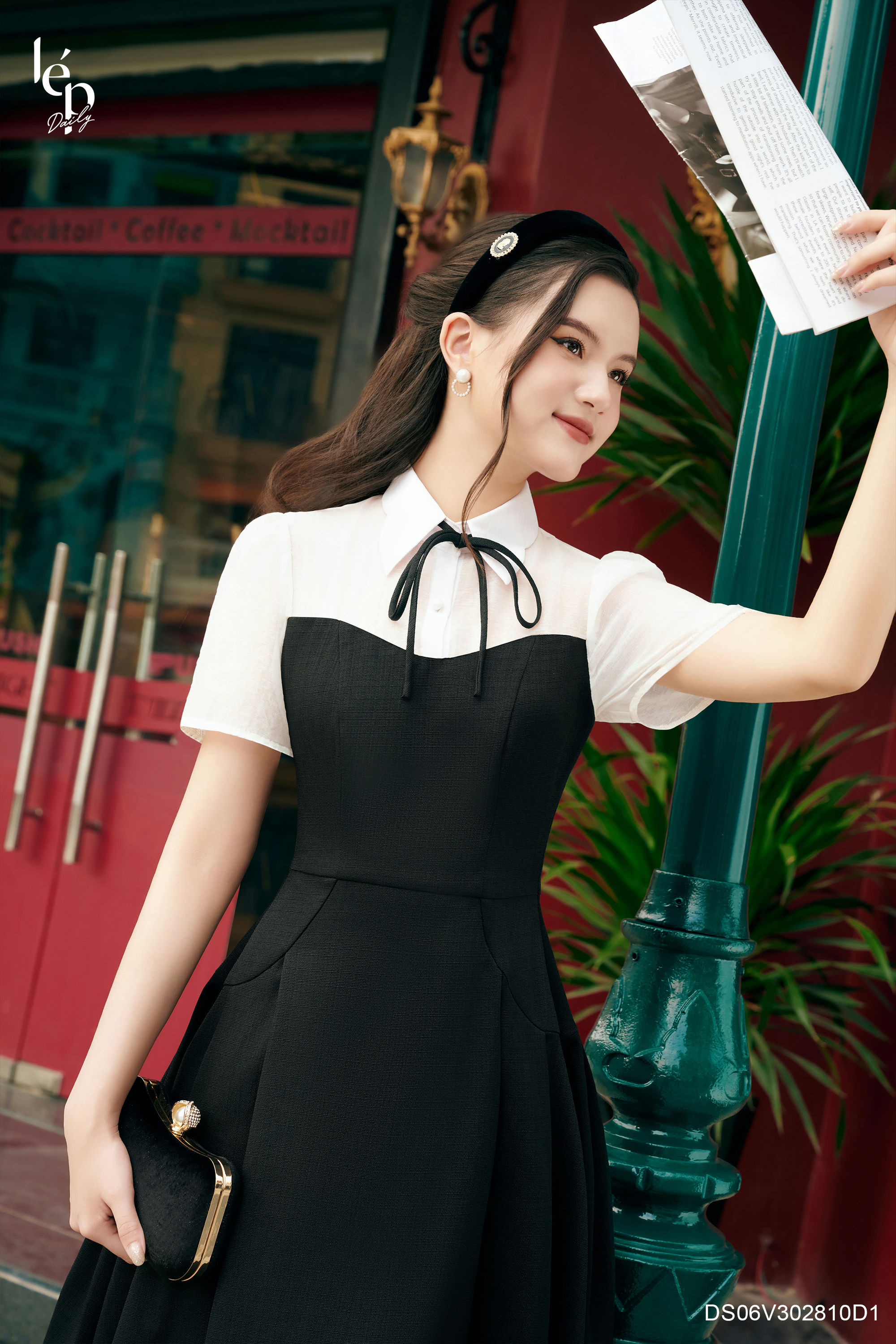 Váy đen cổ cánh bướm DS06V302810D1 Lep'