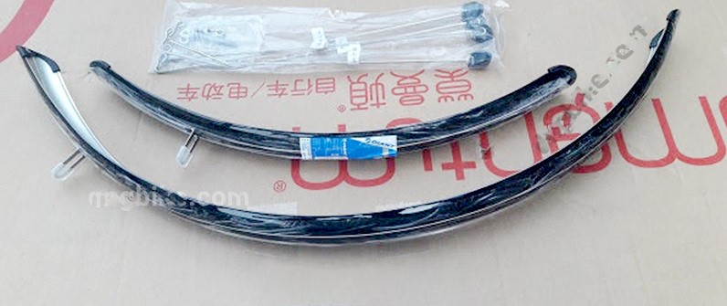 CHẮN BÙN XE ĐẠP ESCAPE PET 700C