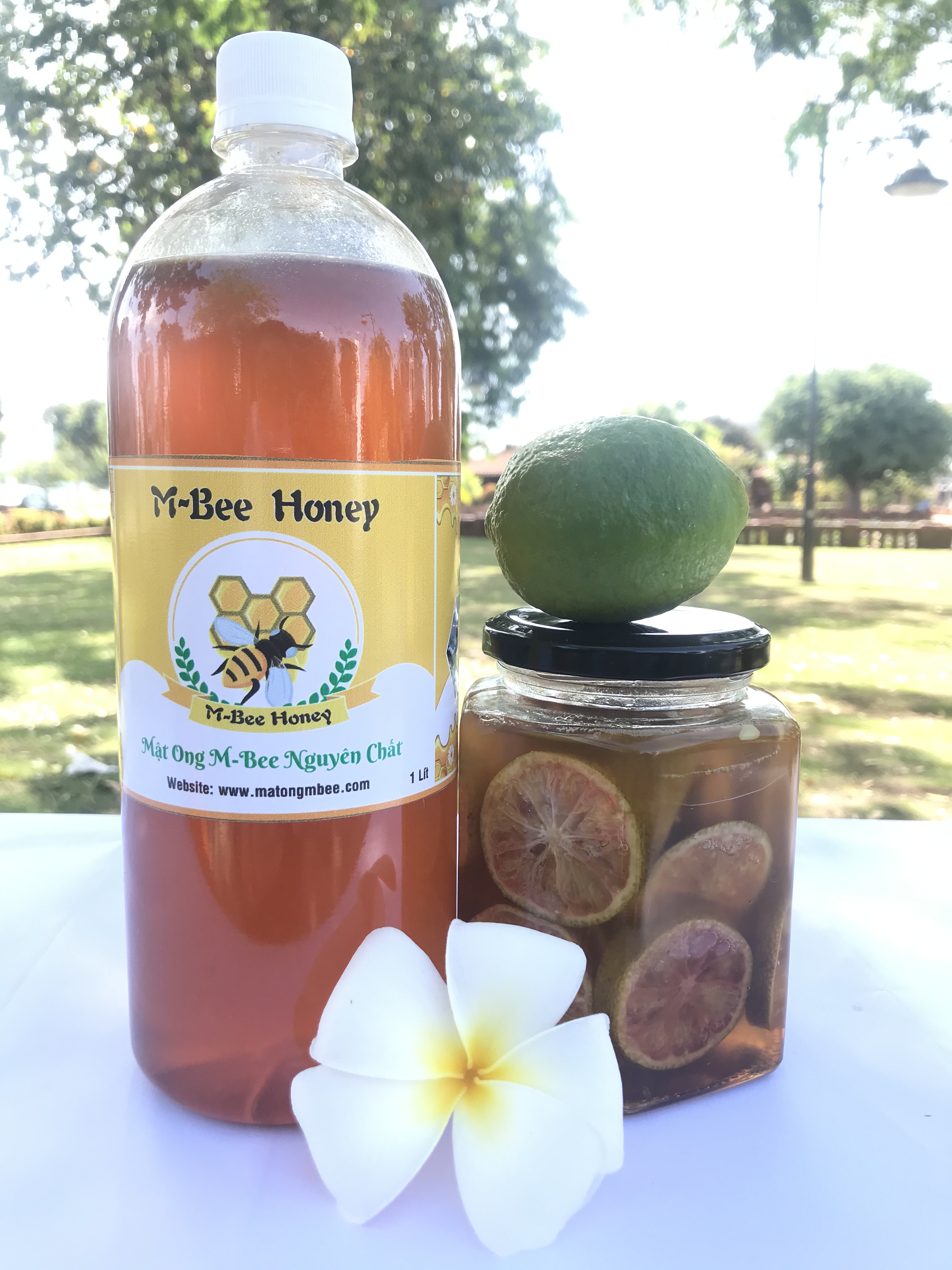 MẬT ONG HOA CAFE M-BEE (ĐĂK LĂK) - 1 LÍT