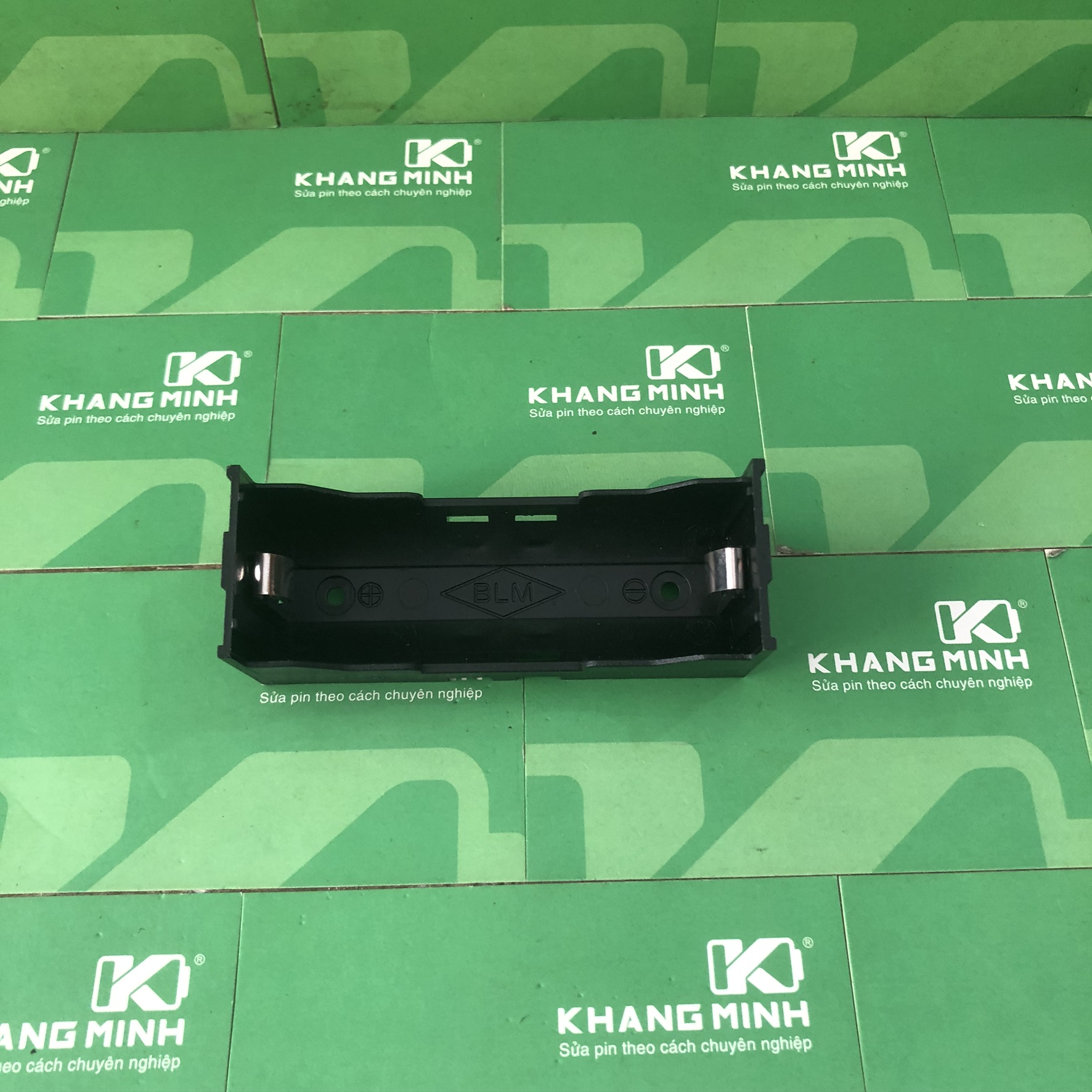 Khay cân bằng pin 26650 loại tiếp xúc tốt và có chân hàn