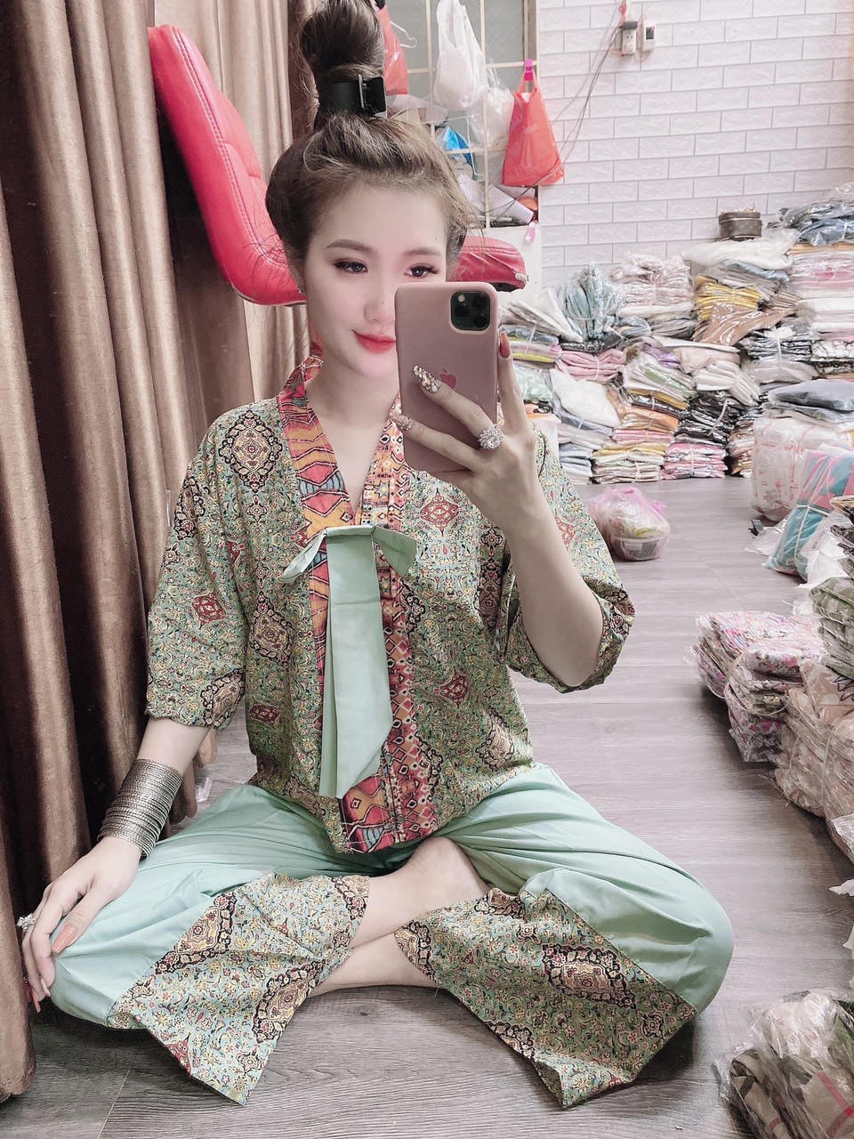Bộ lam đi chùa -MTB