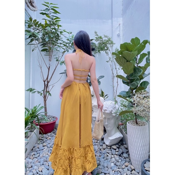 Đầm Maxi Bèo Hở Lưng.....