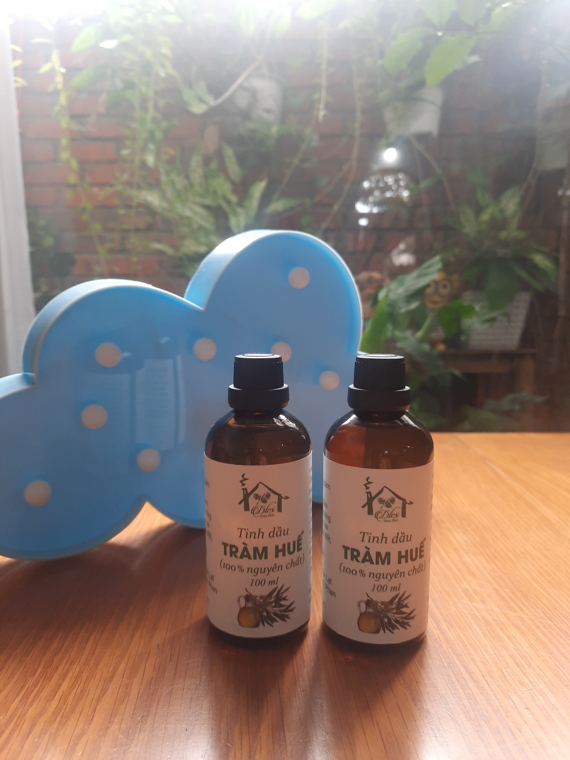 Dầu tràm nguyên chất Phú Lộc, Huế