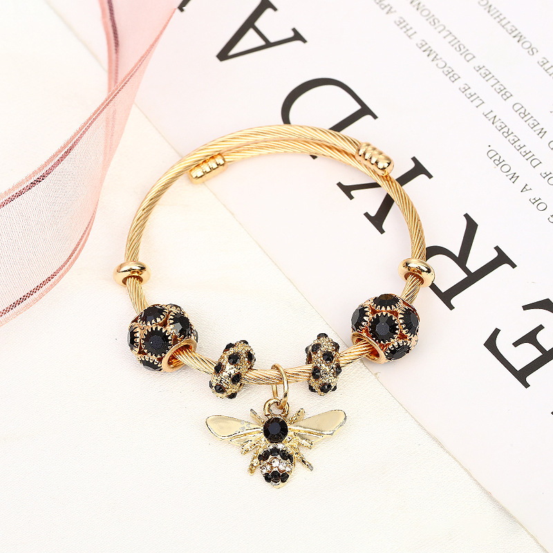 Vòng tay Charm Ong siêu đẹp