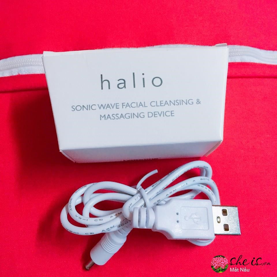 Dây sạc máy rửa mặt halio