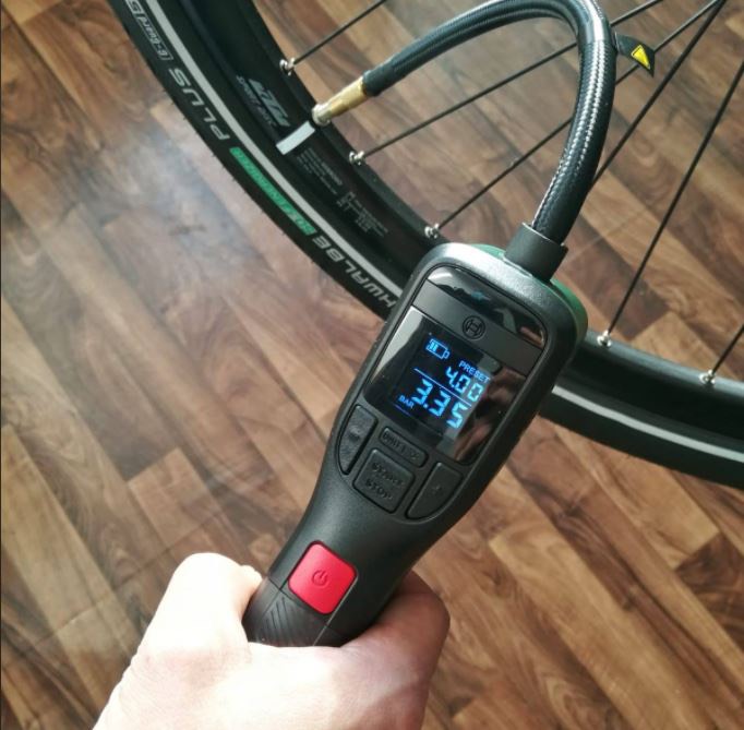 Máy bơm cầm tay đa năng Bosch AIR PUMP