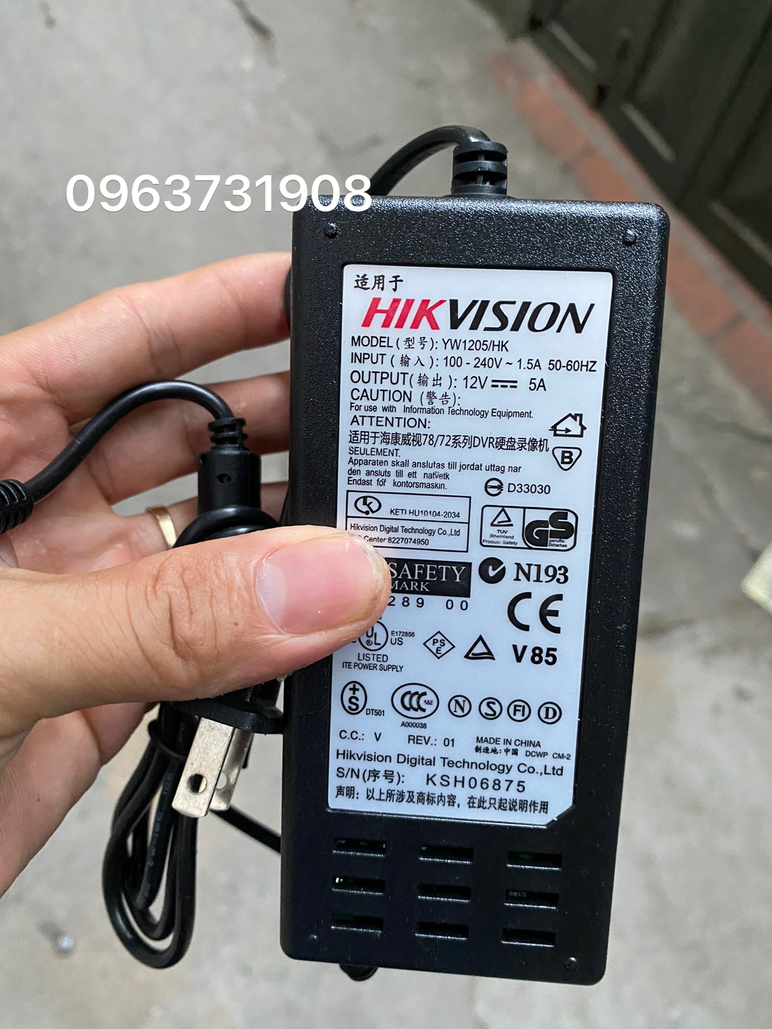 Nguồn đầu ghi camera Hikvision 12V 5A 4 chân