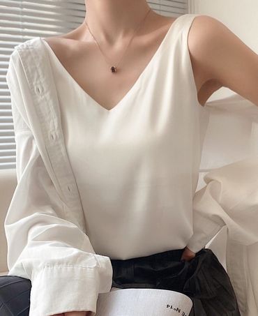 Áo lụa 2 dây cổ v LAMODE tôn dáng tôn da sang trọng ALCV