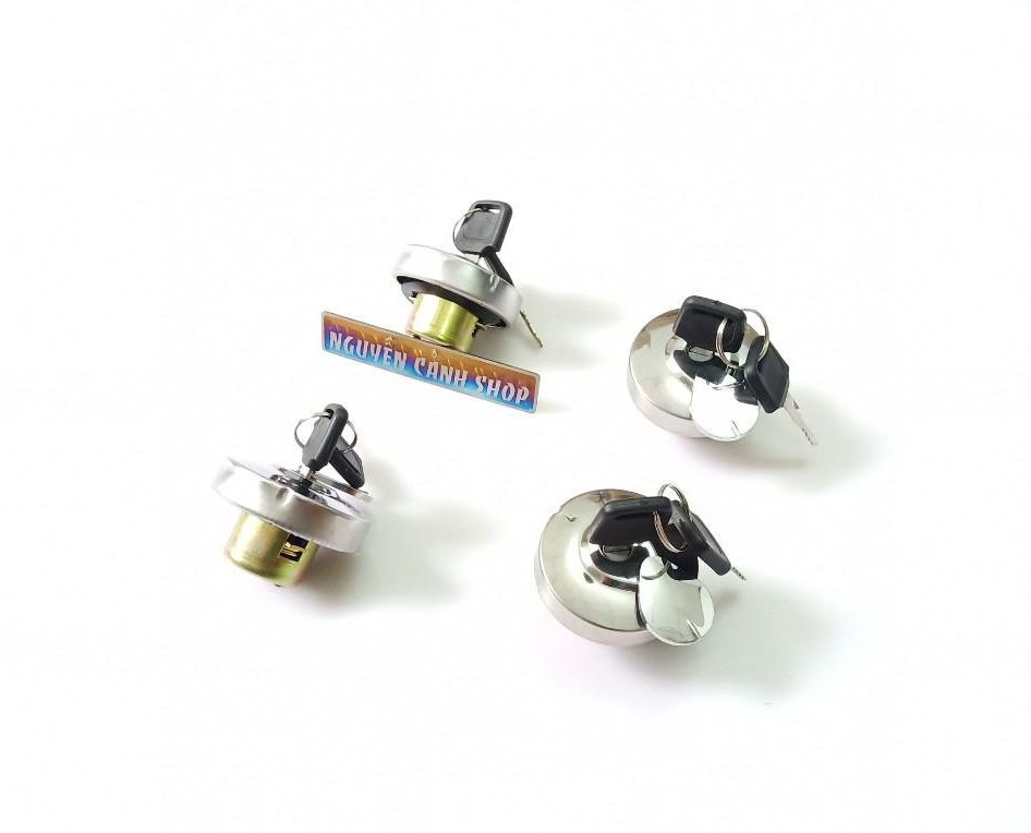 Nắp bình xăng có chìa khóa xe 67 68 CL đẹp như hình
