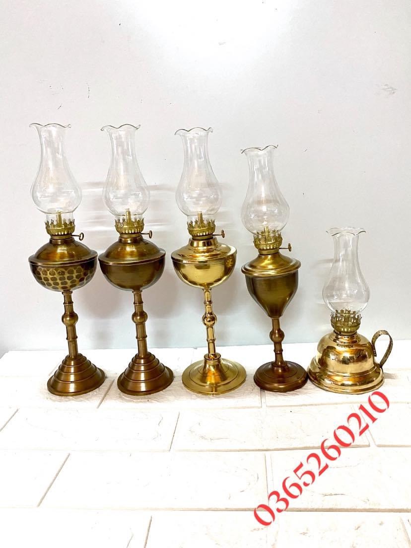 ĐÈN DẦU CỠ VÒNG ĐẾ CHẤT LIỆU BẰNG ĐỒNG