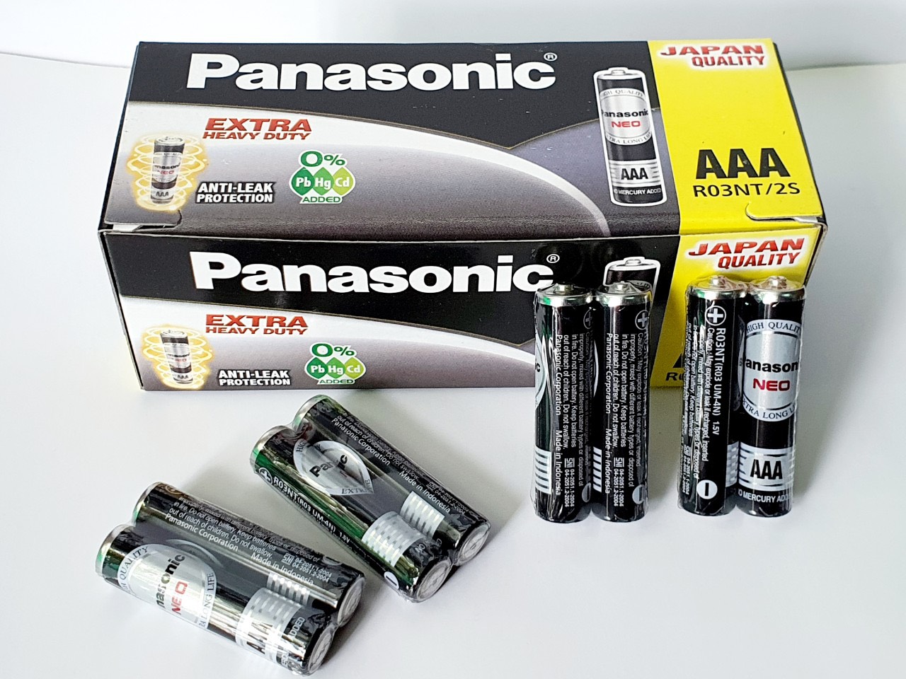 Vĩ 2 viên pin tiểu panasonic , pin remote AAA