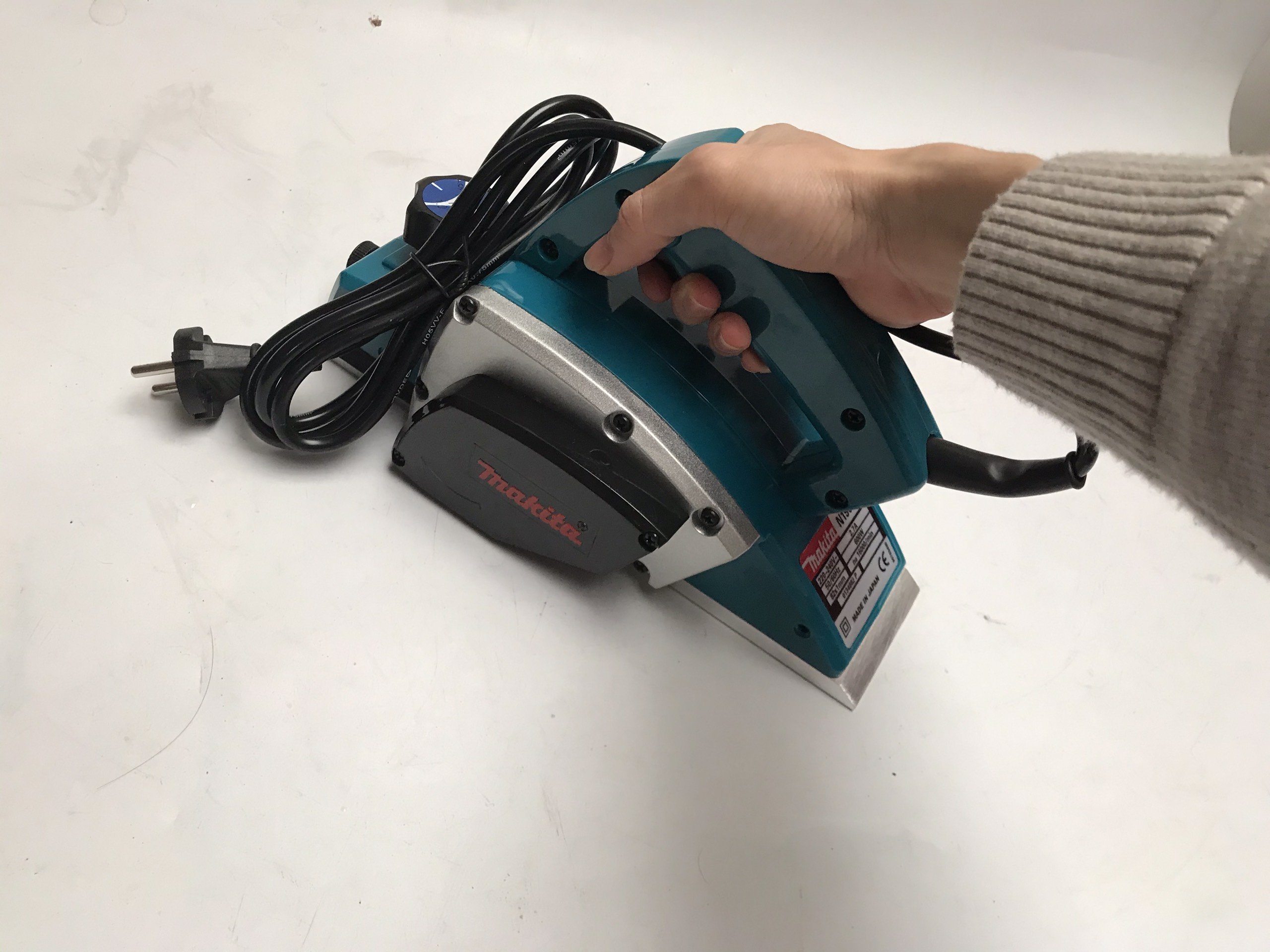 Máy bào gỗ Makita -Bảo hành 12 tháng