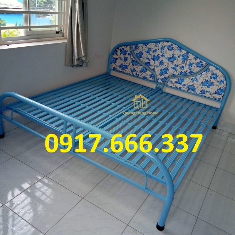 Giường sắt óng tròn 1m8x2m màu xanh dương giá rẻ dành cho gia đình
