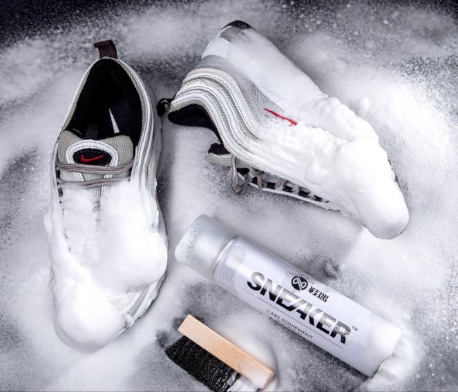 Euro Quality CHAI XỊT SẠCH SNEAKER 300ml cao cấp