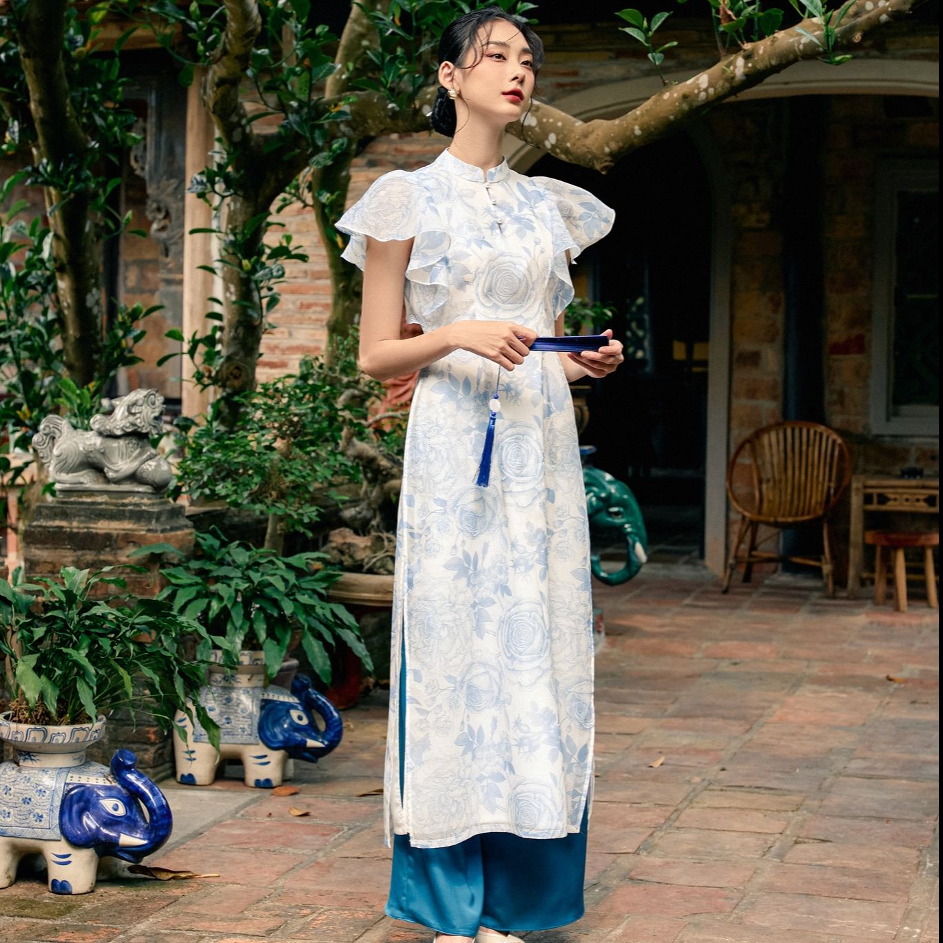 OLV - Áo dài Tuyết Sương (Không kèm quần)