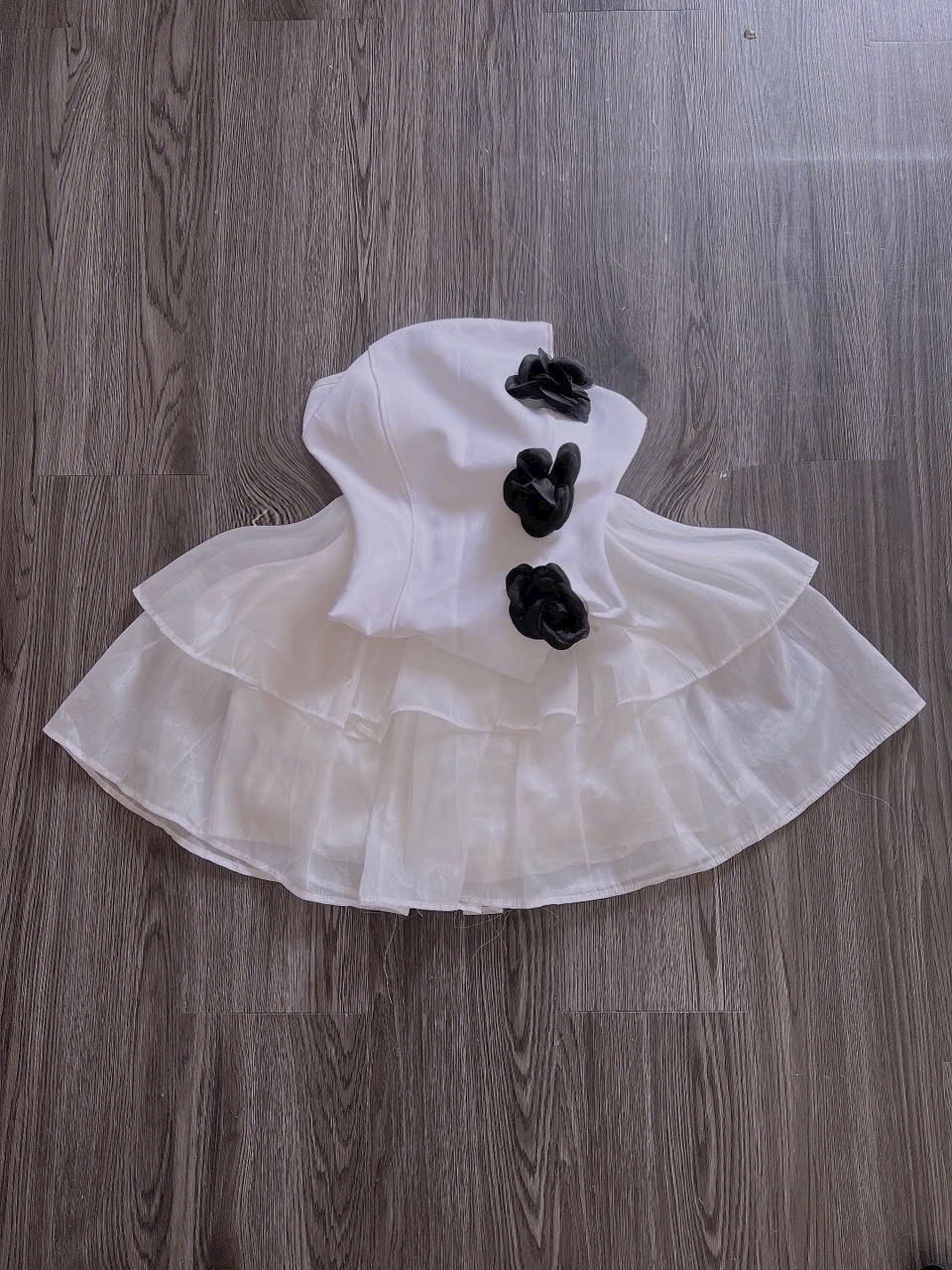 Sét áo cúp hoa ngắn chân váy xòe siêu xinh LL