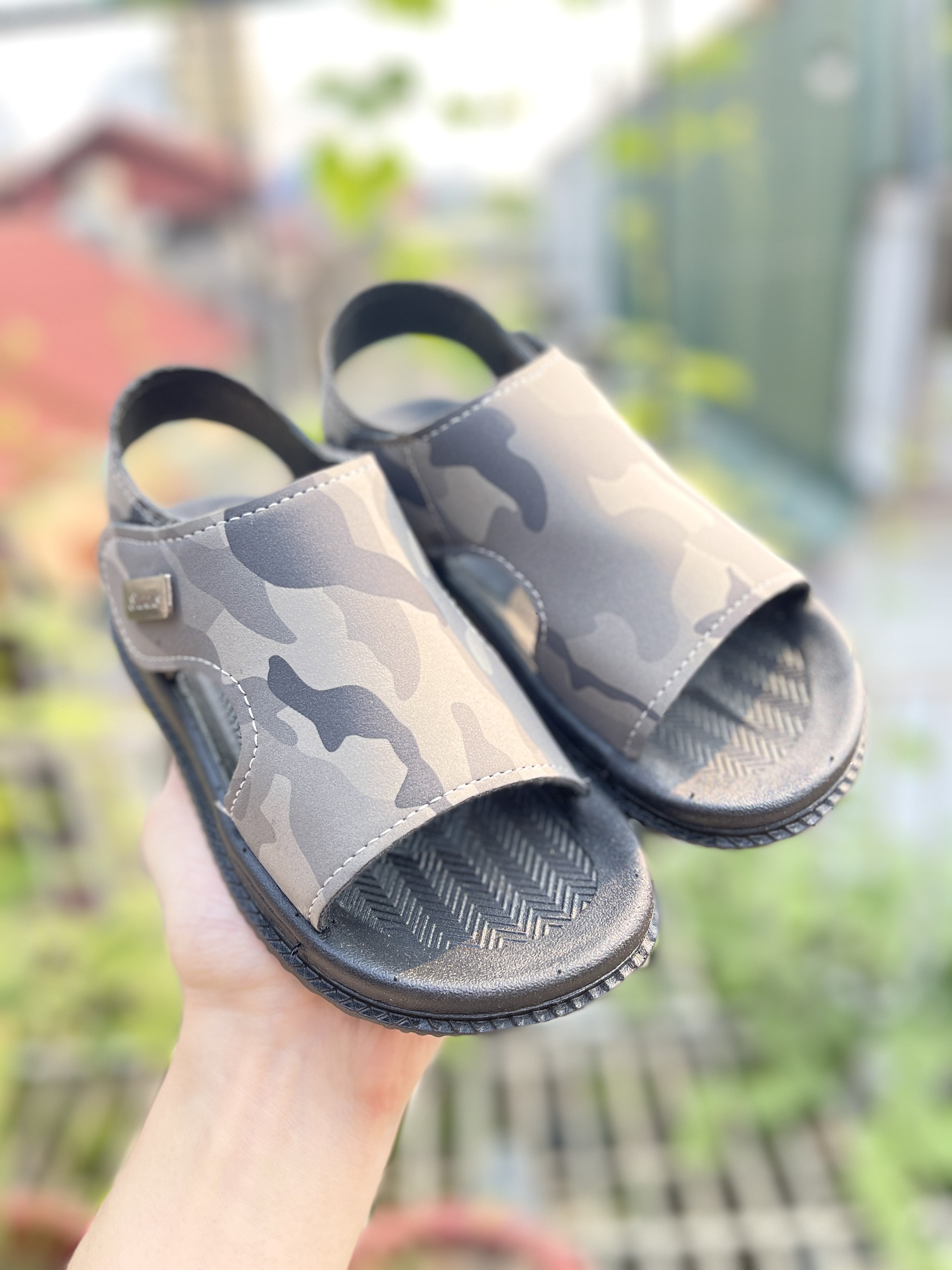 Dép sandal bé trai, sandal quai hậu cho bé da pu mềm - hàng quảng châu