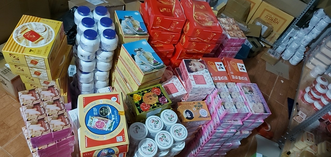 kem dưỡng trắng da MENA thái