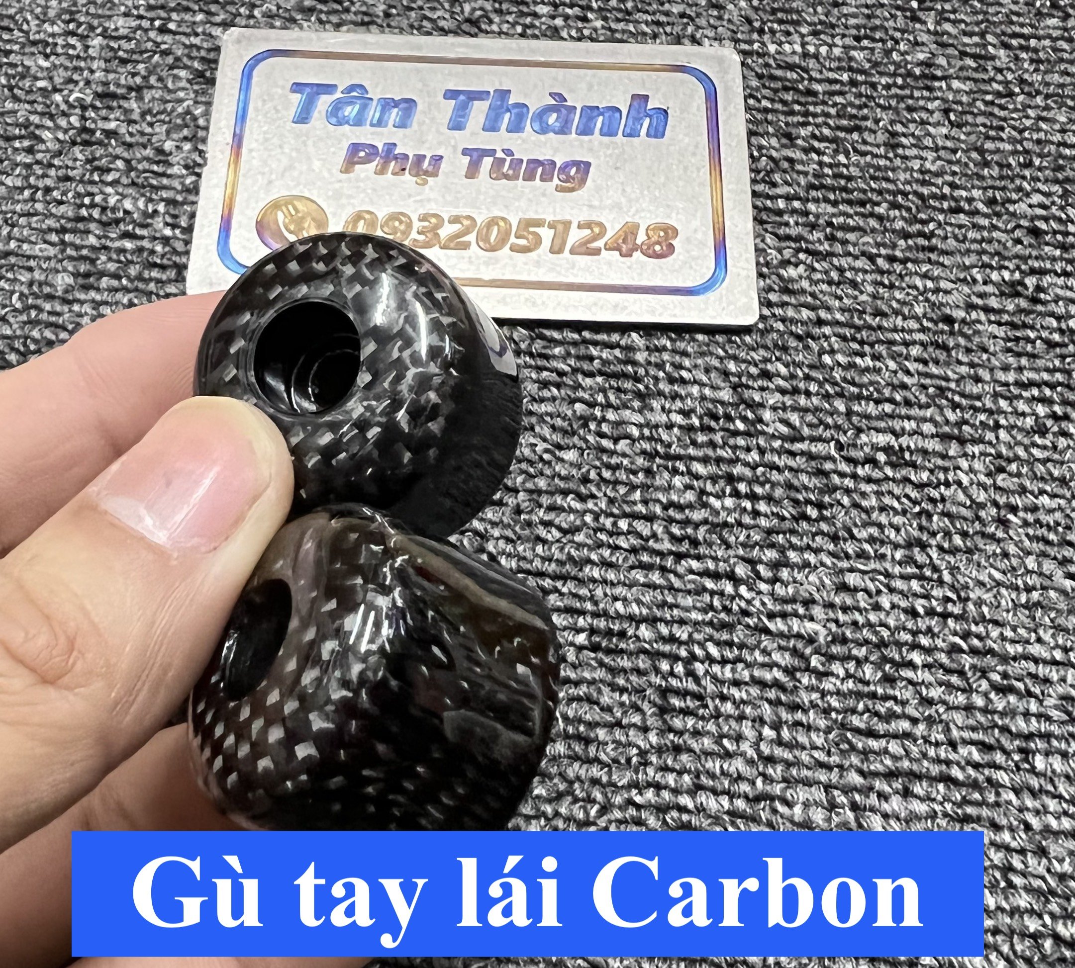 Gù Tay lái Carbon màu đen-1 cặp