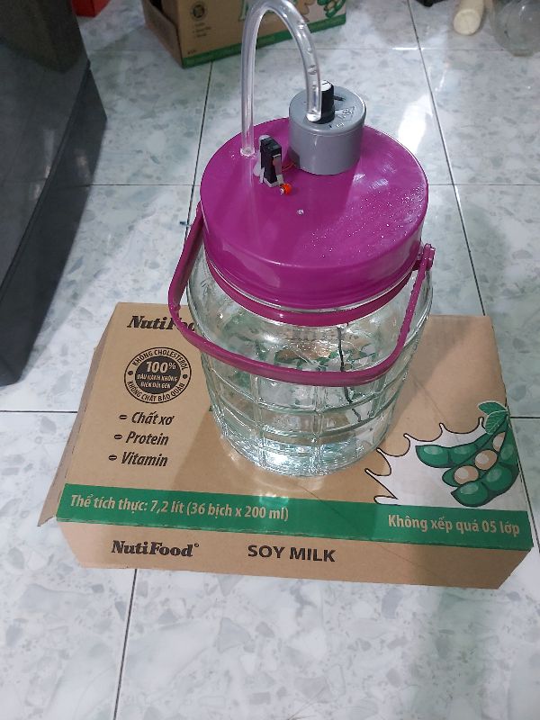 Máy rót rượu..tự động