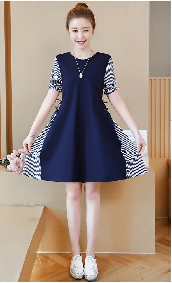 Đầm suông đính nơ thời trang