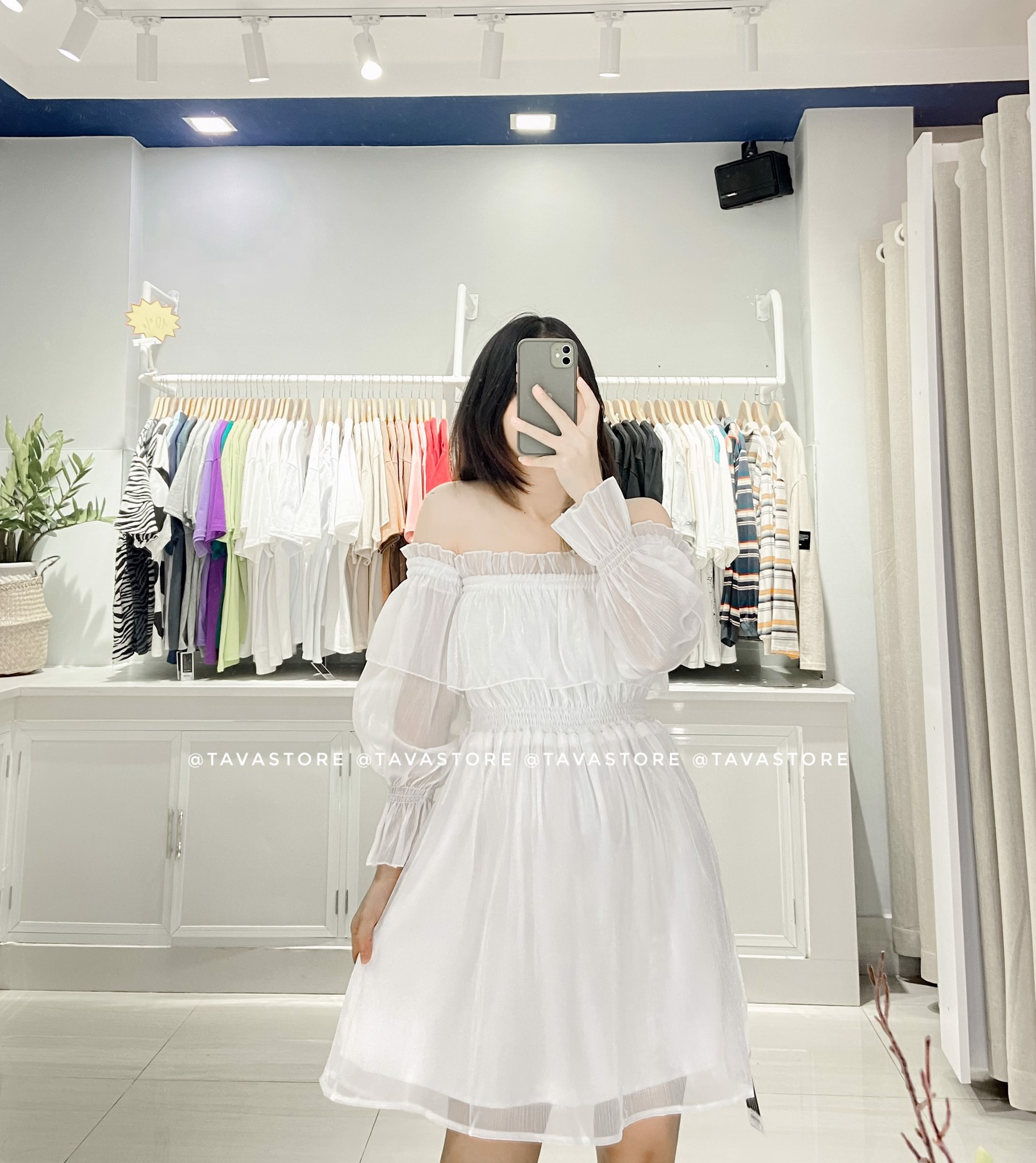 Đầm bẹt vai trắng