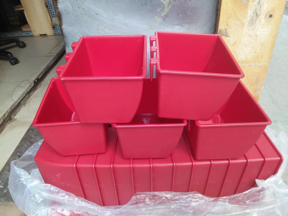 Combo 5 Cái Máng ăn uống cho gà đá bằng nhựa loại 2/3 móc treo size trung 12 cm