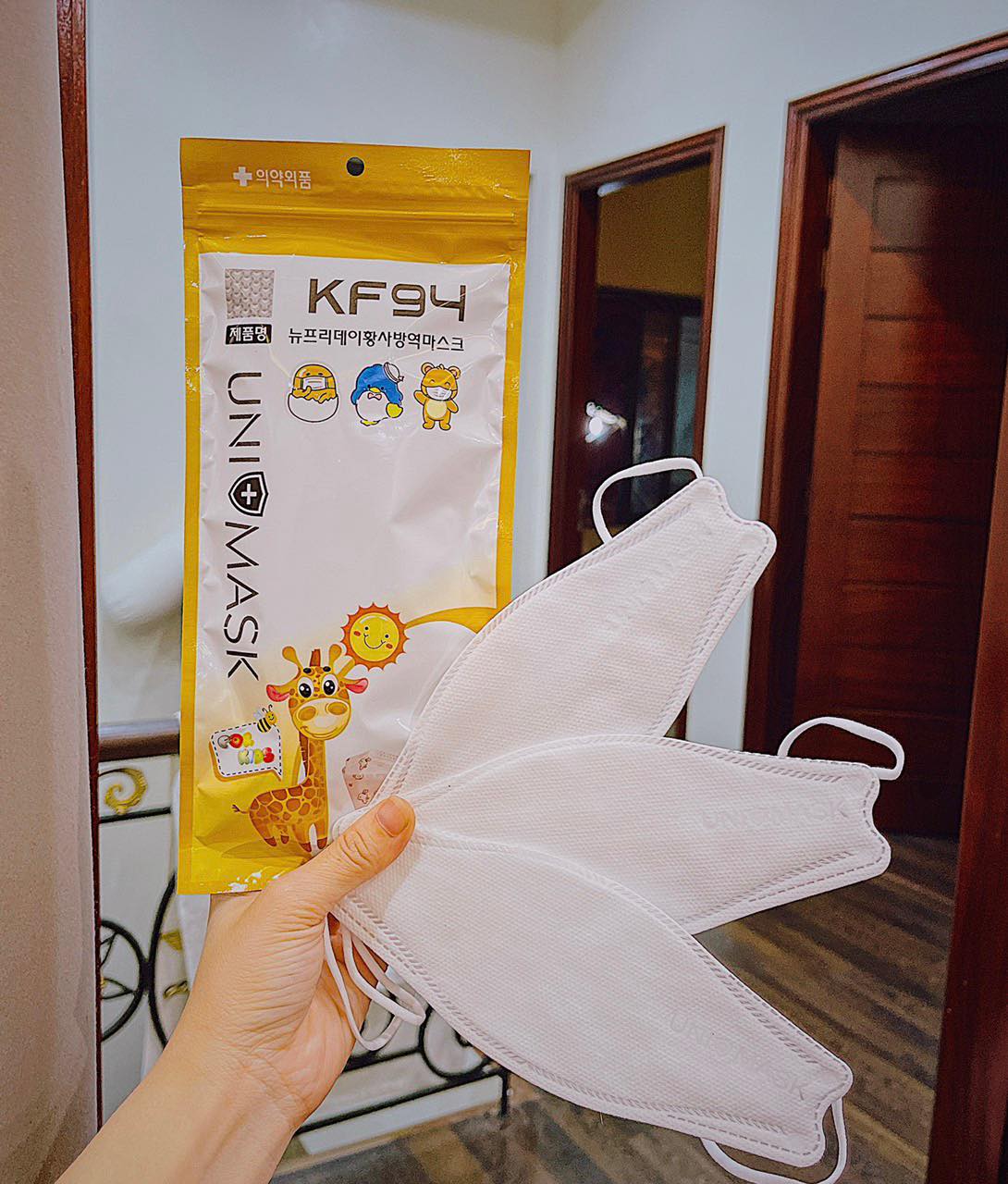 [ Combo 50c ] Khẩu trang KF94 Trẻ em Unimask (4-8 tuổi )
