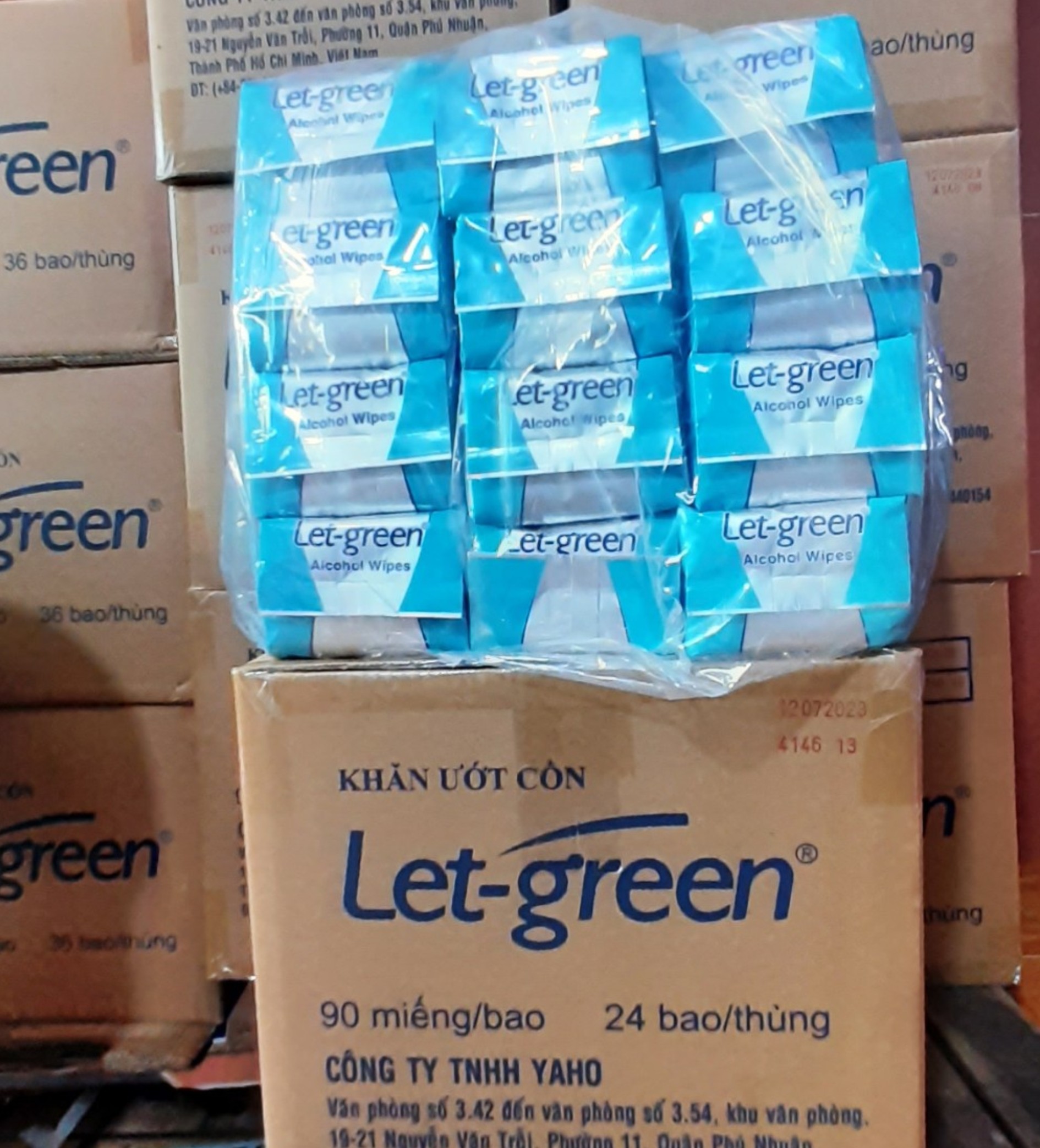 Thùng 24 Gói Khăn Ướt Cồn Let green Loại 90 Miếng