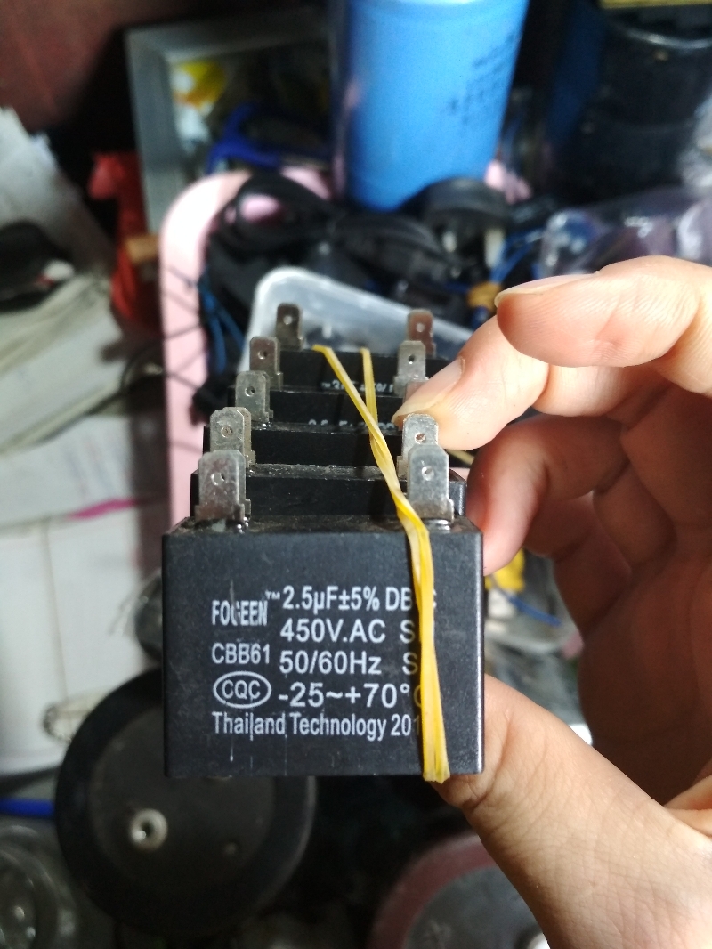Tụ Quạt đứng 2-5m - 450V