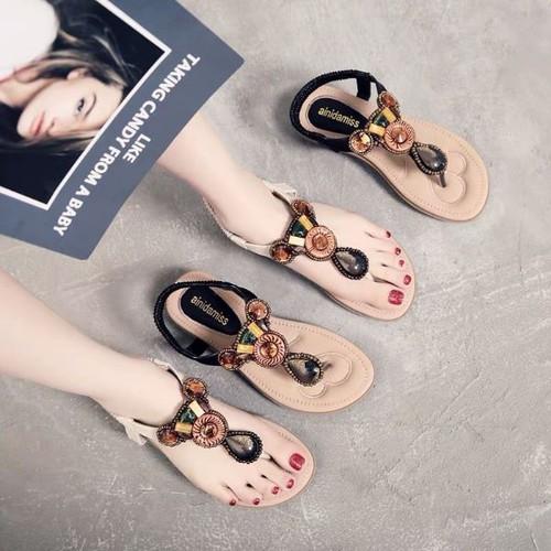 [HCM]Giày sandal đế bệt đính ngọc